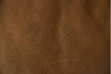 中古　HALO(ハロ)　ギル(GIL)　使い込むほどに味わいが深まる本革のソファ　定価約30万円　(R-084291)