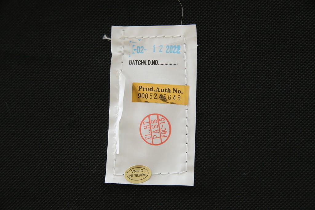 中古　HALO(ハロ)　ギル(GIL)　使い込むほどに味わいが深まる本革のソファ　定価約30万円　(R-084291)