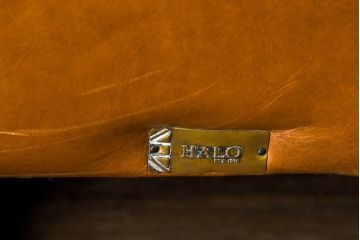 中古　HALO(ハロ)　ギル(GIL)　使い込むほどに味わいが深まる本革のソファ(レザー、1人掛け、一人掛け、2人掛け、二人掛け、1P、1.5P、2P、ラブソファ、アームソファ)(定価約30万円)(R-084291)
