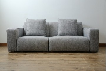 中古　美品　展示品　ソングドリーム(songdream)　洗練されたイタリアンデザインが素敵な2.5人掛けソファ　(R-084292)