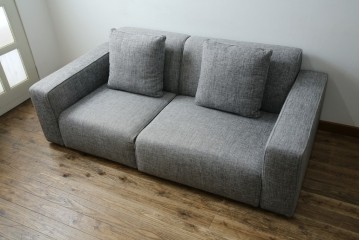 中古　美品　展示品　ソングドリーム(songdream)　洗練されたイタリアンデザインが素敵な2.5人掛けソファ　(R-084292)