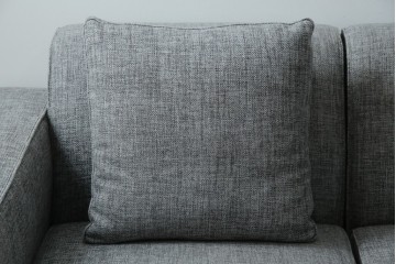 中古　美品　展示品　ソングドリーム(songdream)　洗練されたイタリアンデザインが素敵な2.5人掛けソファ　(R-084292)