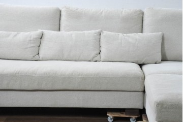 中古　美品　匠大塚購入品　広々サイズでゆったりとくつろげるシンプルモダンデザインのオットマン付き3人掛けソファ　定価推定約61万円相当　(R-084294)