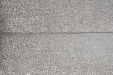 中古　希少な廃番品!!　ナラ材の浮造り仕上げ!イバタインテリアのマガジンラックが付いた3人掛けソファ(三人掛け、アームソファ)(定価約27万円)(R-084295)
