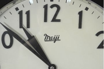 和製　Meiji(明治時計社)　大正ロマン　シックな佇まいが魅力の大きな柱時計(掛け時計、古時計、振り子時計)(R-084296)