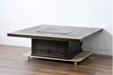 中古　希少な廃番品!!　葉山ガーデン取り扱い　国産　職人手作り品　タモ材　アンティーク調の囲炉裏テーブル(座卓、ローテーブル、センターテーブル、リビングテーブル)(定価約25万円)(R-084297)
