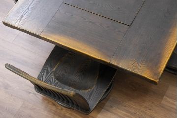 中古　希少な廃番品!!　葉山ガーデン取り扱い　国産　職人手作り品　タモ材　アンティーク調の囲炉裏テーブル(座卓、ローテーブル、センターテーブル、リビングテーブル)(定価約25万円)(R-084297)