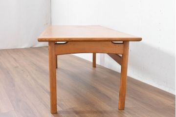 和製ビンテージ　オールドコスガ(KOSUGA)　レトロデザインが魅力的な欅(ケヤキ)材のローテーブル(センターテーブル、リビングテーブル、ヴィンテージ)(R-084298)