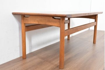 和製ビンテージ　オールドコスガ(KOSUGA)　レトロデザインが魅力的な欅(ケヤキ)材のローテーブル(センターテーブル、リビングテーブル、ヴィンテージ)(R-084298)