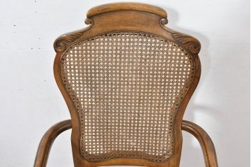 中古　アメリカ　落ち着いた色合いとクラシカルな装飾が調和した高級感あふれるアームチェア2脚セット(ダイニングチェア、椅子、イス、バラ売り可能)(R-084299)