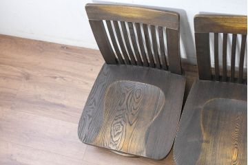 中古　希少な廃番品!!　葉山ガーデン取り扱い　国産　職人手作り品　タモ材　アンティーク調の回転座椅子4台セット(回転チェア、囲炉裏チェア、イス、椅子、バラ売り可能)(R-084300)