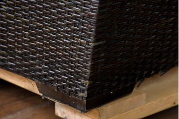 中古　美品　展示品　名門藤家具　カザマ(Kazama)　Ventura New Frag(ベンチュラニューフラーグ)　ラタン　大人の空間を演出するら引き出し付き3人掛けソファ(三人掛け、システムソファ、カウチソファ、コーナーソファ、)(定価約53万円)(R-084301)