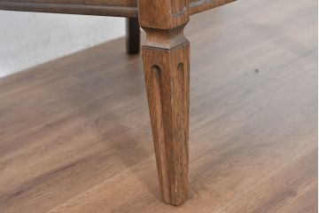 中古　展示品　美品　カリモク家具(karimoku)　domani(ドマーニ)　QUEENS LIFE(クイーンズライフ)　優雅なフォルムと柔らかな色合いでどんな空間にも馴染む!クラシカルな1人掛けソファ2脚セット(1Pソファ、一人掛けソファ、バラ売り可能)(定価2脚で約36万円)(R-084303)