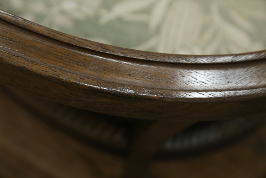 中古　展示品　美品　カリモク家具(karimoku)　domani(ドマーニ)　QUEENS LIFE(クイーンズライフ)　優雅なフォルムと柔らかな色合いでどんな空間にも馴染む!クラシカルな1人掛けソファ2脚セット　定価(2脚合計)約36万円　(R-084303)