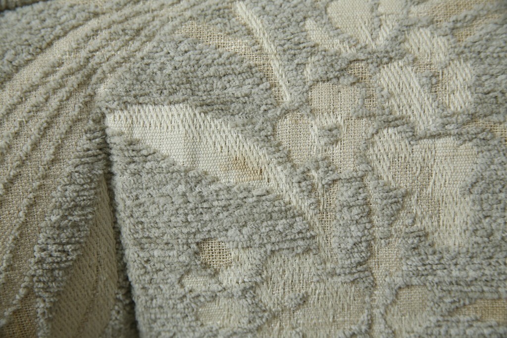 中古　展示品　美品　カリモク家具(karimoku)　domani(ドマーニ)　QUEENS LIFE(クイーンズライフ)　優雅なフォルムと柔らかな色合いでどんな空間にも馴染む!クラシカルな1人掛けソファ2脚セット　定価(2脚合計)約36万円　(R-084303)