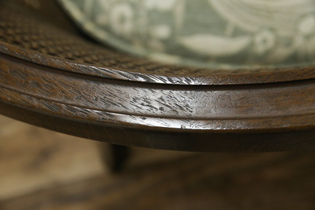 中古　展示品　美品　カリモク家具(karimoku)　domani(ドマーニ)　QUEENS LIFE(クイーンズライフ)　優雅なフォルムと柔らかな色合いでどんな空間にも馴染む!クラシカルな1人掛けソファ2脚セット　定価(2脚合計)約36万円　(R-084303)