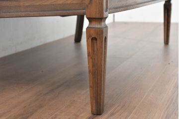 中古　展示品　美品　カリモク家具(karimoku)　domani(ドマーニ)　QUEENS LIFE(クイーンズライフ)　優雅なフォルムと柔らかな色合いでどんな空間にも馴染む!クラシカルな2人掛けソファ(2Pソファ、二人掛けソファ)(定価約29万円)(R-084304)