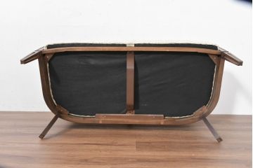 中古　展示品　美品　カリモク家具(karimoku)　domani(ドマーニ)　QUEENS LIFE(クイーンズライフ)　優雅なフォルムと柔らかな色合いでどんな空間にも馴染む!クラシカルな2人掛けソファ(2Pソファ、二人掛けソファ)(定価約29万円)(R-084304)