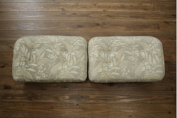 中古　展示品　美品　カリモク家具(karimoku)　domani(ドマーニ)　QUEENS LIFE(クイーンズライフ)　優雅なフォルムと柔らかな色合いでどんな空間にも馴染む!クラシカルな2人掛けソファ　定価約29万円相当　(R-084304)