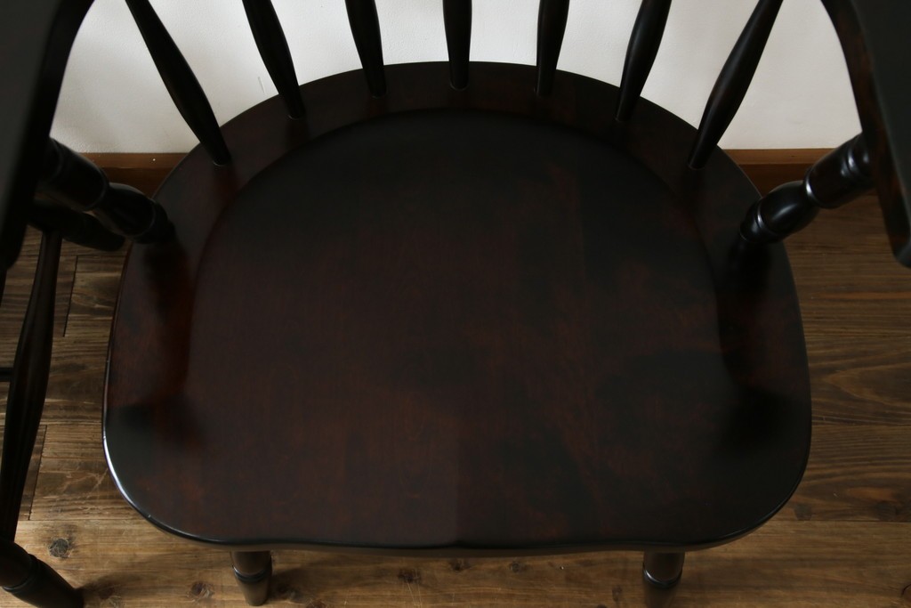 中古　北海道民芸家具　希少な廃番品　HM630　格好良い佇まいが魅力のキャプテンチェア4脚セット　(R-084306)