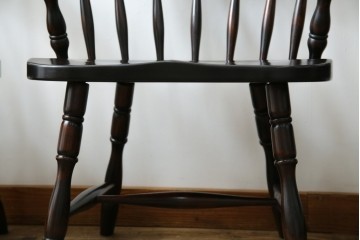 中古　北海道民芸家具　希少な廃番品　HM630　格好良い佇まいが魅力のキャプテンチェア4脚セット　(R-084306)