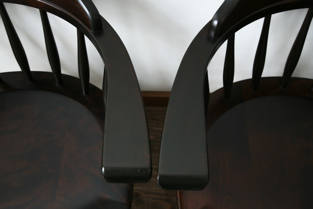 中古　北海道民芸家具　希少な廃番品　HM630　格好良い佇まいが魅力のキャプテンチェア4脚セット　(R-084306)