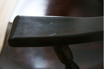 中古　北海道民芸家具　希少な廃番品　HM630　格好良い佇まいが魅力のキャプテンチェア4脚セット　(R-084306)