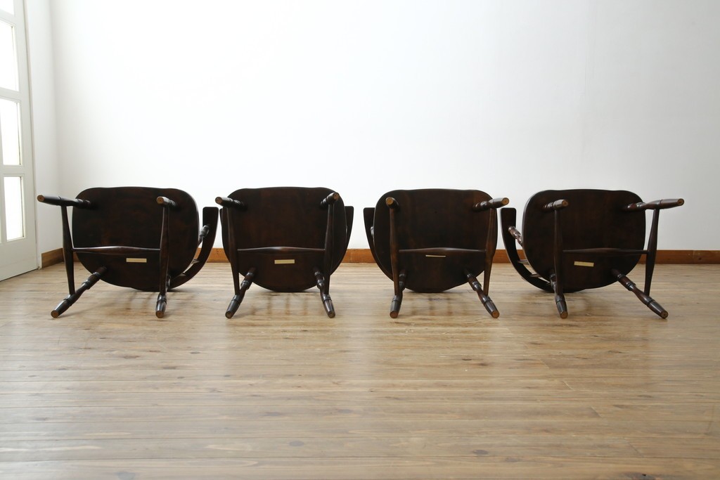 中古　北海道民芸家具　希少な廃番品　HM630　格好良い佇まいが魅力のキャプテンチェア4脚セット　(R-084306)