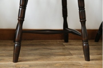 中古　北海道民芸家具　希少な廃番品　HM630　格好良い佇まいが魅力のキャプテンチェア4脚セット　(R-084306)