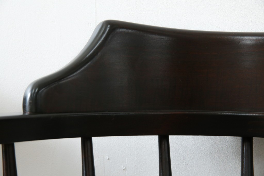 中古　北海道民芸家具　希少な廃番品　HM630　格好良い佇まいが魅力のキャプテンチェア4脚セット　(R-084306)