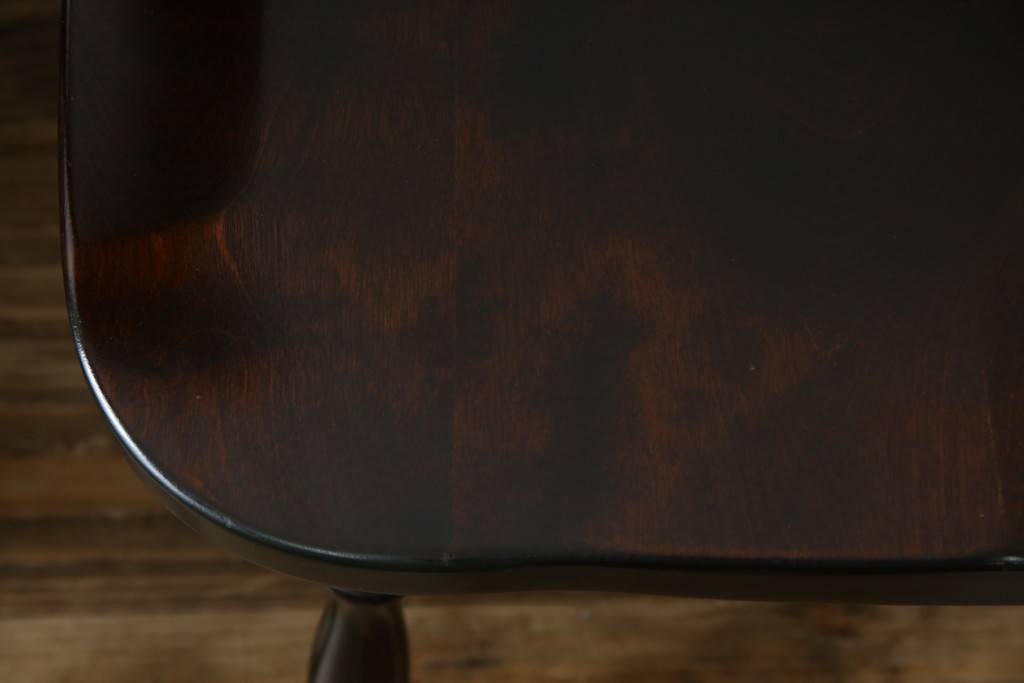 中古　北海道民芸家具　希少な廃番品　HM630　格好良い佇まいが魅力のキャプテンチェア4脚セット　(R-084306)