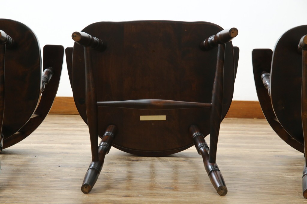 中古　北海道民芸家具　希少な廃番品　HM630　格好良い佇まいが魅力のキャプテンチェア4脚セット　(R-084306)