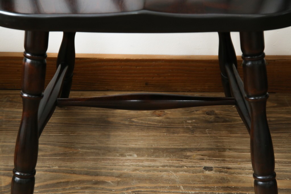 中古　北海道民芸家具　希少な廃番品　HM630　格好良い佇まいが魅力のキャプテンチェア4脚セット　(R-084306)