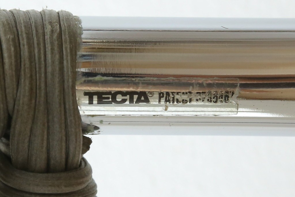 中古　美品　ドイツ製　TECTA(テクタ)　洗練されたモダン空間に映える編み込みデザインのチェア4脚セット　定価4脚で約58万円　(R-084309)