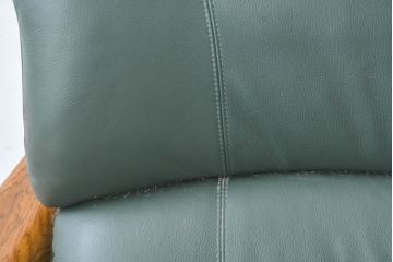 中古　美品!!　浜本工芸　ロングセラー　ベストセラーモデル　1800　重厚感のある3人掛けレザーソファ(本革、3人掛けソファ、三人掛け、トリプルソファ)(定価約25万円)(R-084310)