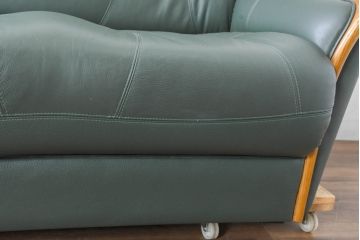 中古　美品!!　浜本工芸　ロングセラー　ベストセラーモデル　1800　重厚感のある3人掛けレザーソファ(本革、3人掛けソファ、三人掛け、トリプルソファ)(定価約25万円)(R-084310)