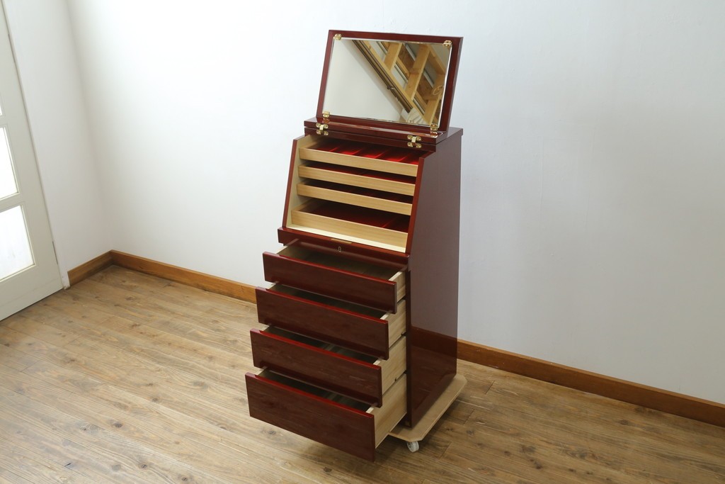 新古　未使用展示品　超美品　キットファニチュア(KIT FURNITURE)　北谷家具　インテリア性と収納力を兼ね備えた優雅な佇まいのアクセサリーキャビネット　定価約105万円　(R-084311)