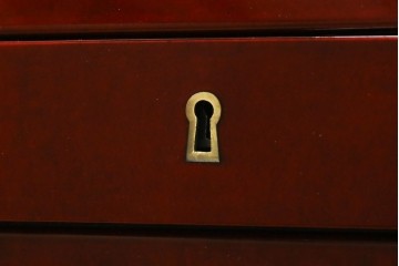 新古　未使用展示品　超美品　キットファニチュア(KIT FURNITURE)　北谷家具　インテリア性と収納力を兼ね備えた優雅な佇まいのアクセサリーキャビネット　定価約105万円　(R-084311)
