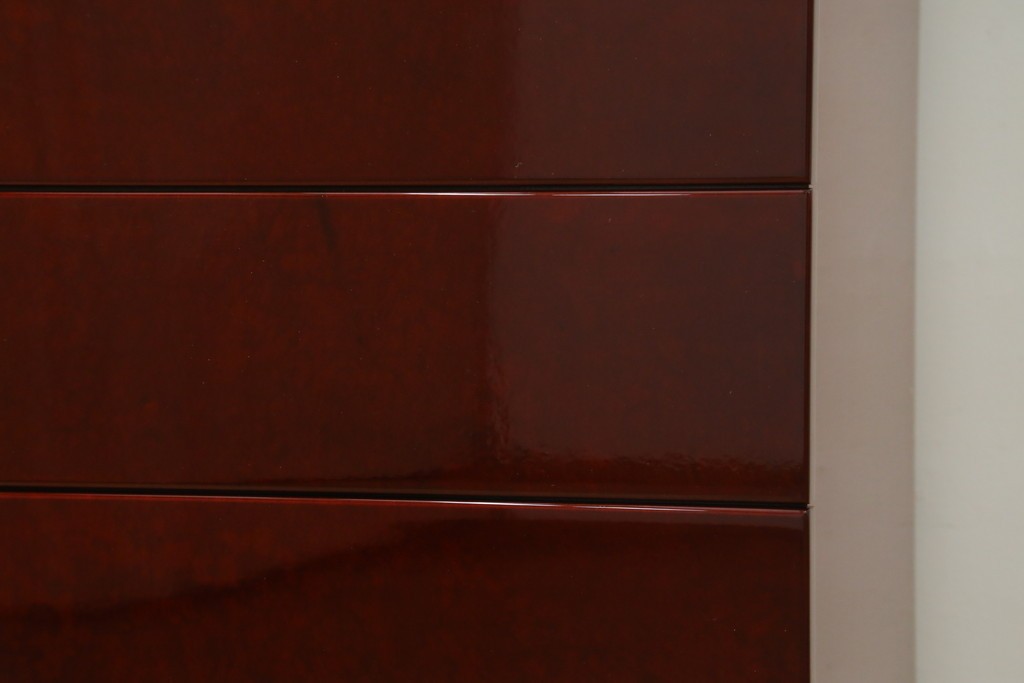 新古　未使用展示品　超美品　キットファニチュア(KIT FURNITURE)　北谷家具　インテリア性と収納力を兼ね備えた優雅な佇まいのアクセサリーキャビネット　定価約105万円　(R-084311)