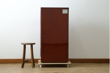 新古　未使用展示品　超美品　キットファニチュア(KIT FURNITURE)　北谷家具　インテリア性と収納力を兼ね備えた優雅な佇まいのアクセサリーキャビネット　定価約105万円　(R-084311)