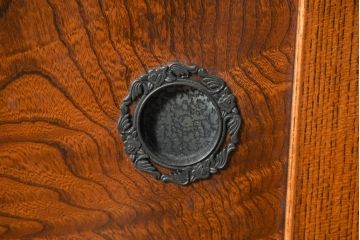 中古　美品　国産　職人手作り品　欅(ケヤキ)材　杢目の素敵な茶箪笥(収納棚、戸棚、茶棚、飾り棚、上下バラ売り可能)(定価約24万円)(R-084312)