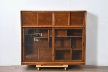 中古　美品　国産　職人手作り品　欅(ケヤキ)材　杢目の素敵なサイドキャビネット(収納棚、戸棚、茶棚、飾り棚)(R-084313)