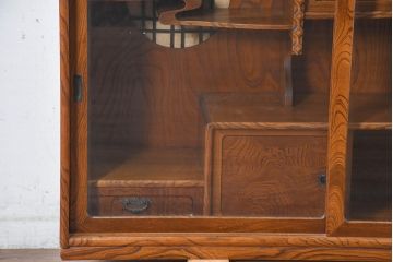 中古　美品　国産　職人手作り品　欅(ケヤキ)材　杢目の素敵なサイドキャビネット(収納棚、戸棚、茶棚、飾り棚)(R-084313)
