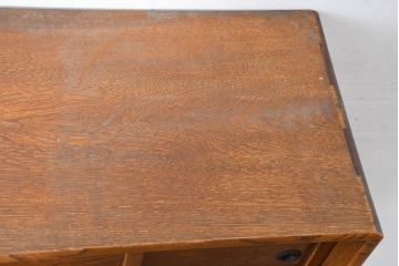 中古　美品　国産　職人手作り品　欅(ケヤキ)材　杢目の素敵なサイドキャビネット(収納棚、戸棚、茶棚、飾り棚)(R-084313)