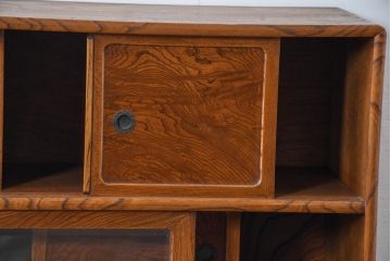 中古　美品　国産　職人手作り品　欅(ケヤキ)材　杢目の素敵なサイドキャビネット(収納棚、戸棚、茶棚、飾り棚)(R-084313)