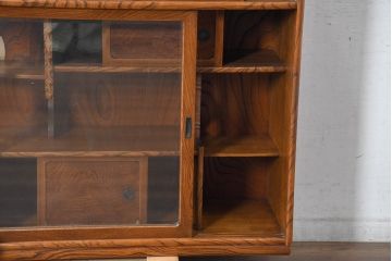 中古　美品　国産　職人手作り品　欅(ケヤキ)材　杢目の素敵なサイドキャビネット(収納棚、戸棚、茶棚、飾り棚)(R-084313)