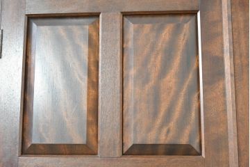 中古　松本民芸家具　シックで品のある雰囲気が魅力的なD型洋服タンスI(ワードローブ、チェスト、衣装箪笥、バラ売り可能)(定価約60万円)(R-084315)