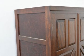中古　松本民芸家具　当店リメイク　シックで品のある雰囲気が魅力的なワードローブ収納棚(靴箱、下駄箱、キャビネット、戸棚)(R-084316)