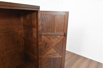中古　松本民芸家具　当店リメイク　シックで品のある雰囲気が魅力的なワードローブ収納棚(靴箱、下駄箱、キャビネット、戸棚)(R-084316)