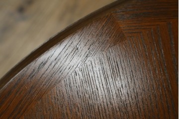 中古　カリモク家具(karimoku)　ドマーニ(domani)　クイーンズライフ(QUEENS LIFE)　クラシカルモダンな雰囲気漂うリビングテーブル　定価約17万円　(R-084319)